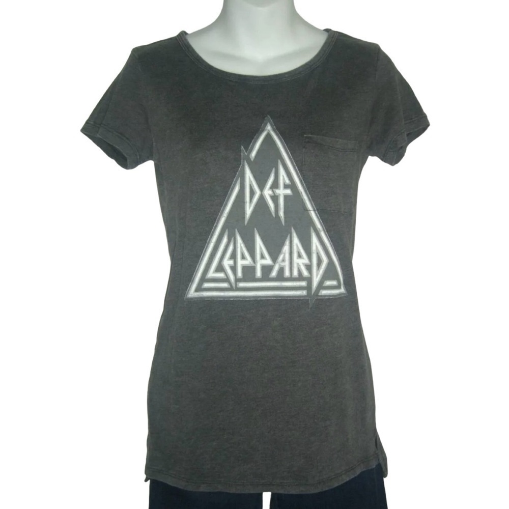 Def Leppard Tee Shirt Gray 80s Style Concert Festival alt egirl Rock Punk Grunge